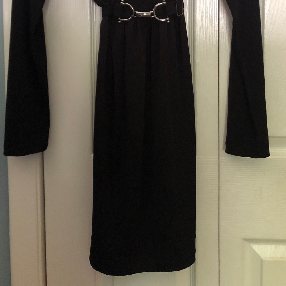 Dress - Picture 4 of 4
